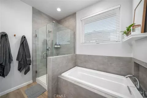 Bath - 2414 Main St, Morro Bay, CA 93442 photo 2 of 4