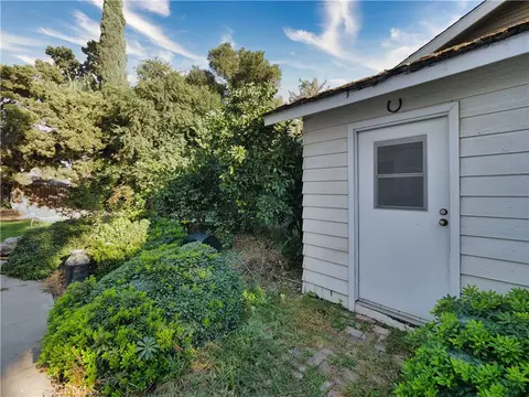 Exterior - 23276 Cypress Pt, Ripon, CA 95366 photo 11 of 13