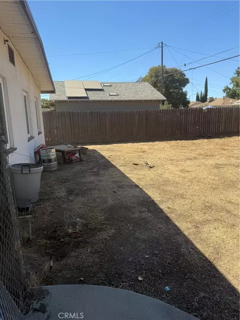 Exterior - 1143 E Simpson, Fresno, CA 93704 photo 5 of 11