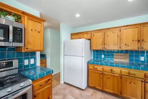 Kitchen - 155 Eagle Creek Ct, Atascadero, CA 93422 photo 3 of 5