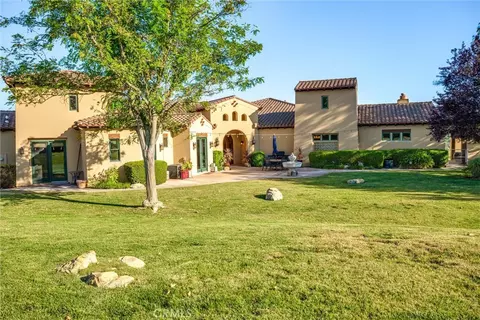 Exterior - 3130 Oakdale Rd, Paso Robles, CA 93446 photo 5 of 14