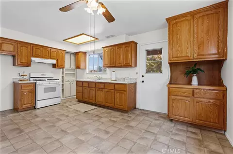 Kitchen - 735 Orchard Rd, Nipomo, CA 93444 photo 2 of 2