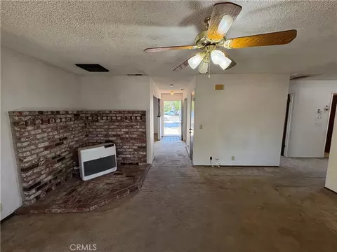 Living - 16 Niagara, Chico, CA 95928 photo 5 of 5