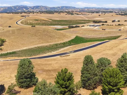 500 Priska, Paso Robles, CA 93446 photo 11