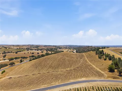500 Priska, Paso Robles, CA 93446 photo 7