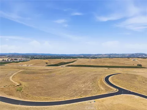 500 Priska, Paso Robles, CA 93446 photo 4