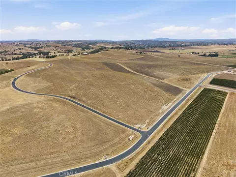 500 Priska, Paso Robles, CA 93446 photo 9