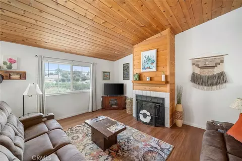 Living - 7170 Iverson, Paso Robles, CA 93446 photo 1 of 3