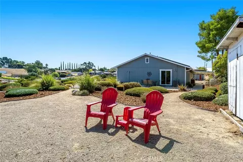 Exterior - 7170 Iverson, Paso Robles, CA 93446 photo 6 of 17