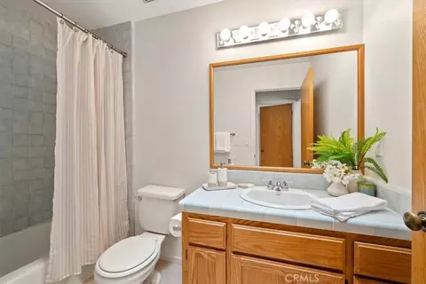 Bath - 1646 4th St, Los Osos, CA 93402 photo 3 of 3