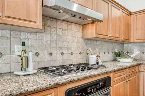 Kitchen - 1975 Lester, Clovis, CA 93619 photo 2 of 3