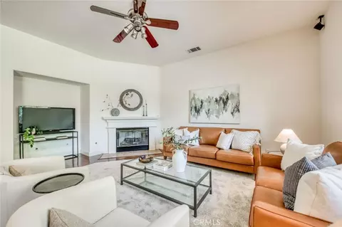 Living - 1975 Lester, Clovis, CA 93619 photo 3 of 3