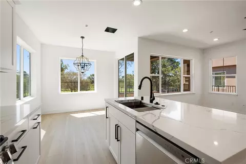 Kitchen - 220 Oak Hill Dr, Lompoc, CA 93436 photo 4 of 4