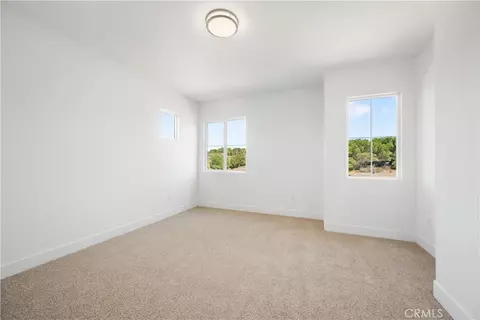 Bedroom - 220 Oak Hill Dr, Lompoc, CA 93436 photo 4 of 8