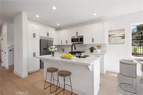Kitchen - 220 Oak Hill Dr, Lompoc, CA 93436 photo 1 of 4