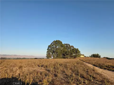 Exterior - 725 Doolittle, Nipomo, CA 93444 photo 6 of 13