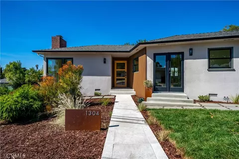1304 Sydney, San Luis Obispo, CA 93401