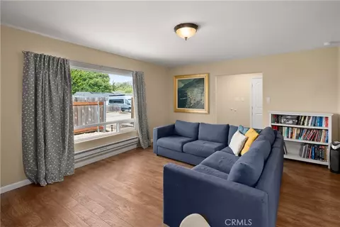 Living - 557 Mitchell Dr, Los Osos, CA 93402 photo 2 of 2