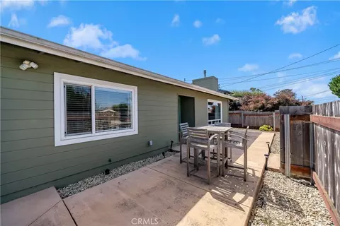 Exterior - 557 Mitchell Dr, Los Osos, CA 93402 photo 2 of 9