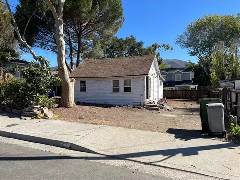 2046 King, San Luis Obispo, CA 93401
