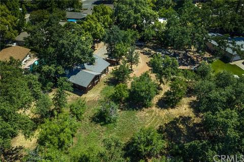 653 Larch St, Chico, CA 95926 photo 1