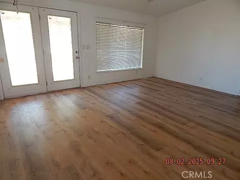 Living - 2905 Harden Ave, Corning, CA 96021 photo 2 of 2