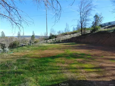 145 Golden Hawk Ln, Oroville, CA 95965