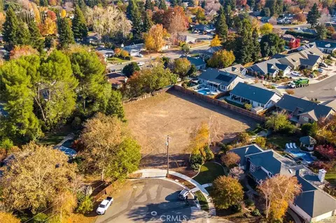 1 Four Acre Ct, Chico, CA 95926