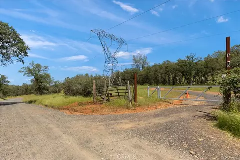 5 Oregon Gulch Rd, Oroville, CA 95965