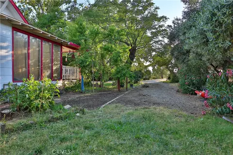 Exterior - 2946 Kirkwood Rd, Corning, CA 96021 photo 3 of 6