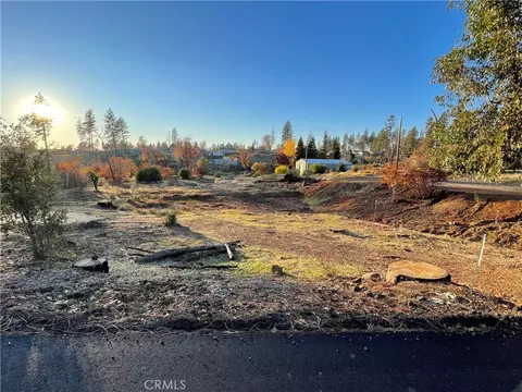 5495 Edgewood Ln, Paradise, CA 95969