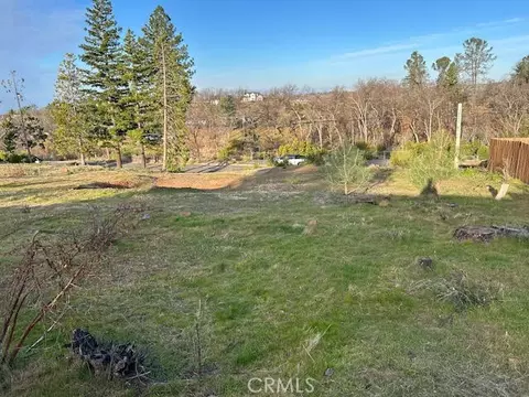 300 Redbud Dr, Paradise, CA 95969