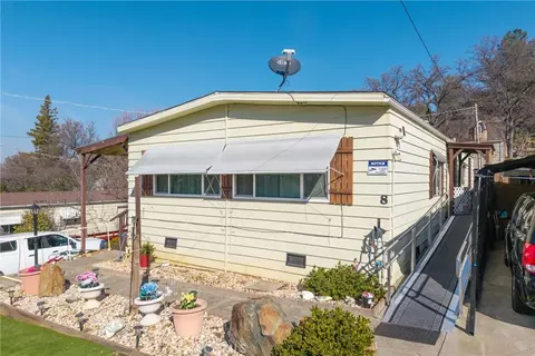 8 La Foret Dr, Oroville, CA 95966