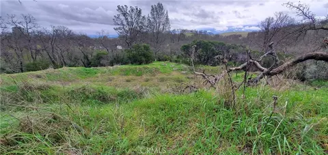 6960 Cougar Dr, Corning, CA 96021