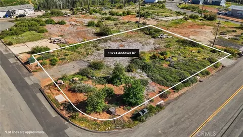 13774 Andover Dr, Magalia, CA 95954