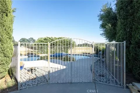 Exterior - 24115 Black Bart Ct, Corning, CA 96021 photo 2 of 8