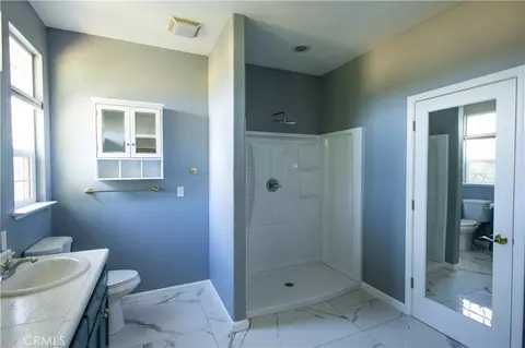 Bath - 24115 Black Bart Ct, Corning, CA 96021 photo 4 of 4