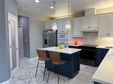 Kitchen - 24115 Black Bart Ct, Corning, CA 96021 photo 4 of 5
