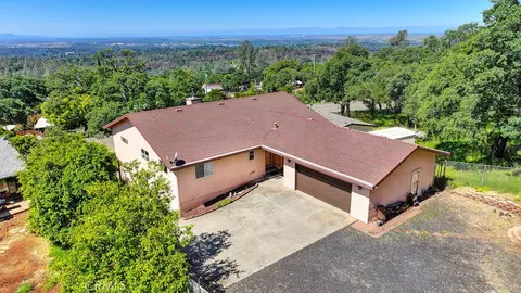 74 Greenbrier Dr, Oroville, CA 95966