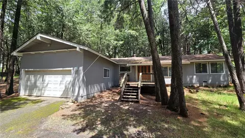 6323 Juneau Ct, Magalia, CA 95954