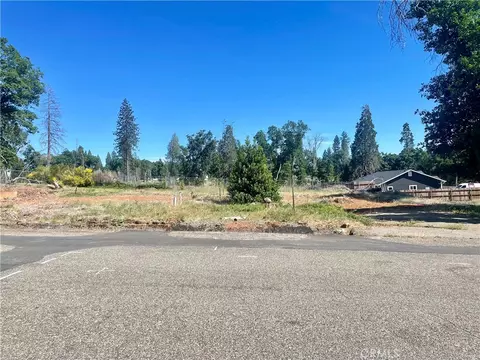 6244 Woodbury Dr, Magalia, CA 95954