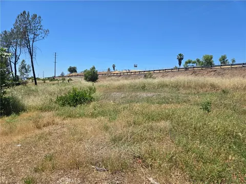 209 Pacific Dr, Paradise, CA 95969