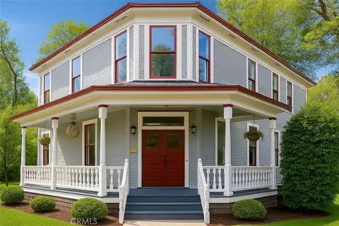 256 E 1st Ave, Chico, CA 95926