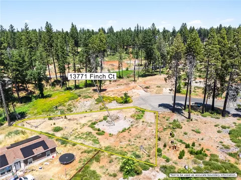 13771 Finch Ct, Magalia, CA 95954