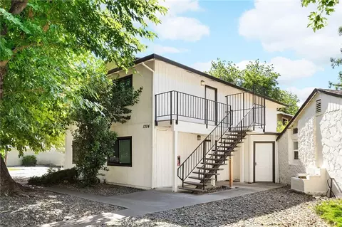 1204 W 5th St, Chico, CA 95928