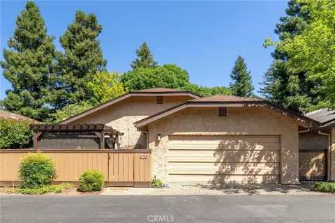 520 Wilshire Ct, Chico, CA 95973