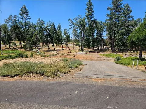 13581 Wichita Dr, Magalia, CA 95954