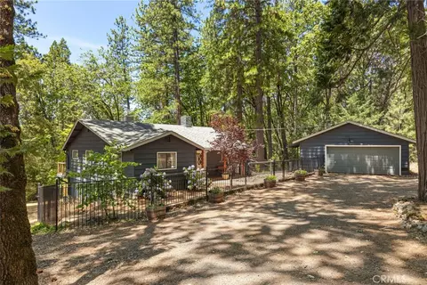 4934 Tippitoe Ln, Forest Ranch, CA 95942