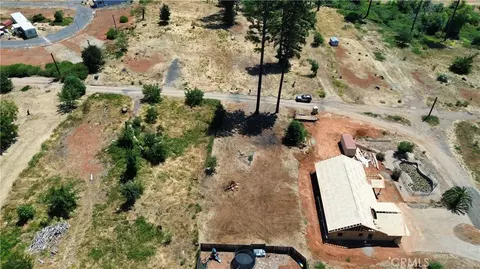 6345 Tabernacle Ln, Paradise, CA 95969