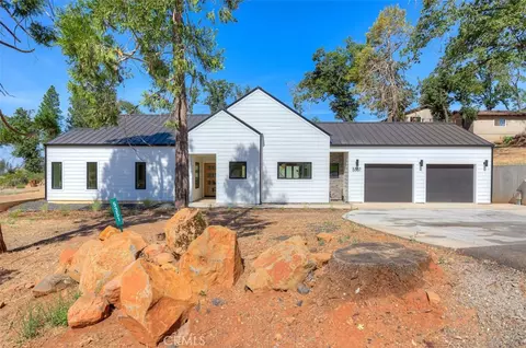 5351 Filbert St, Paradise, CA 95969